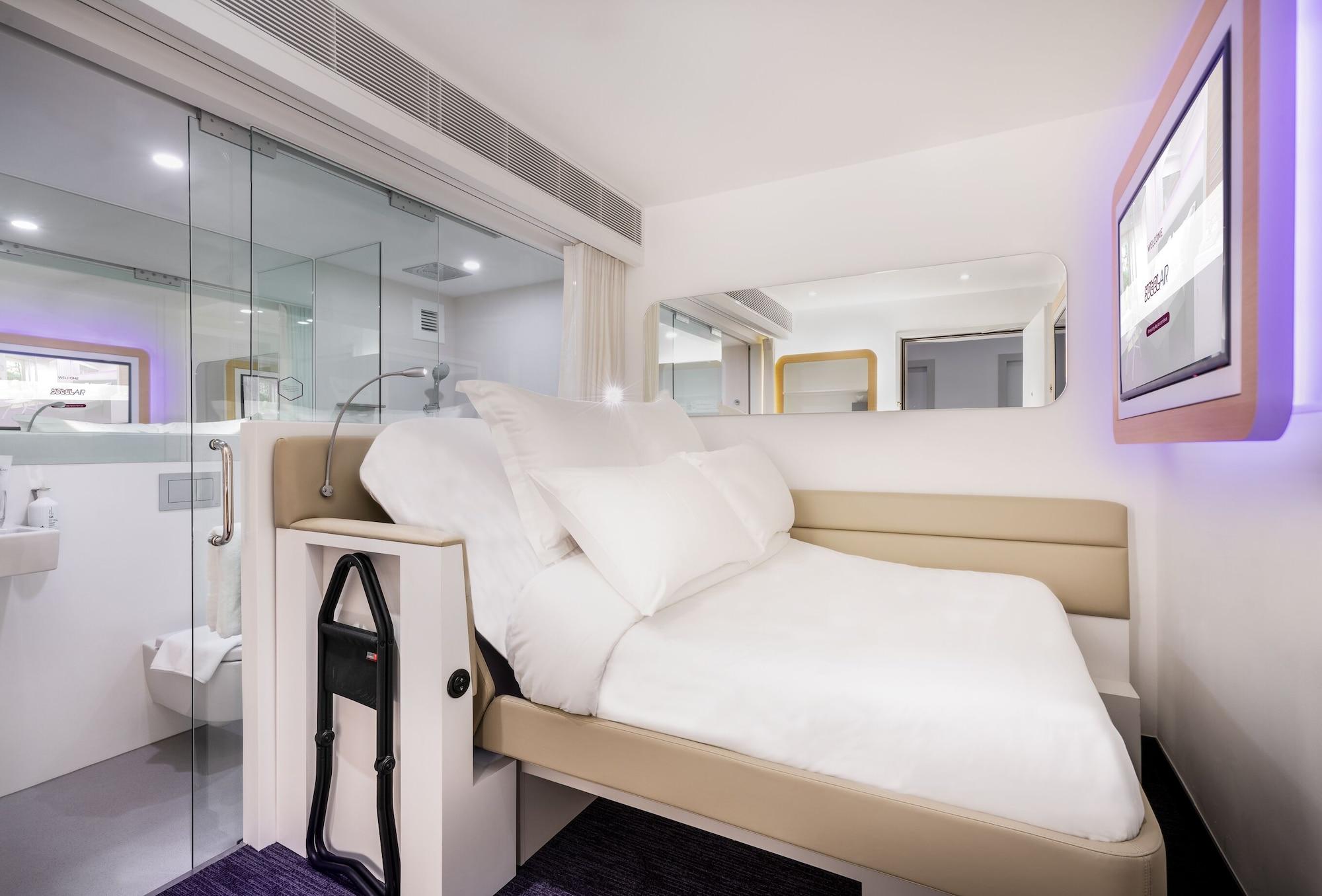 Yotelair Singapore Changi Airport Landside Exterior foto