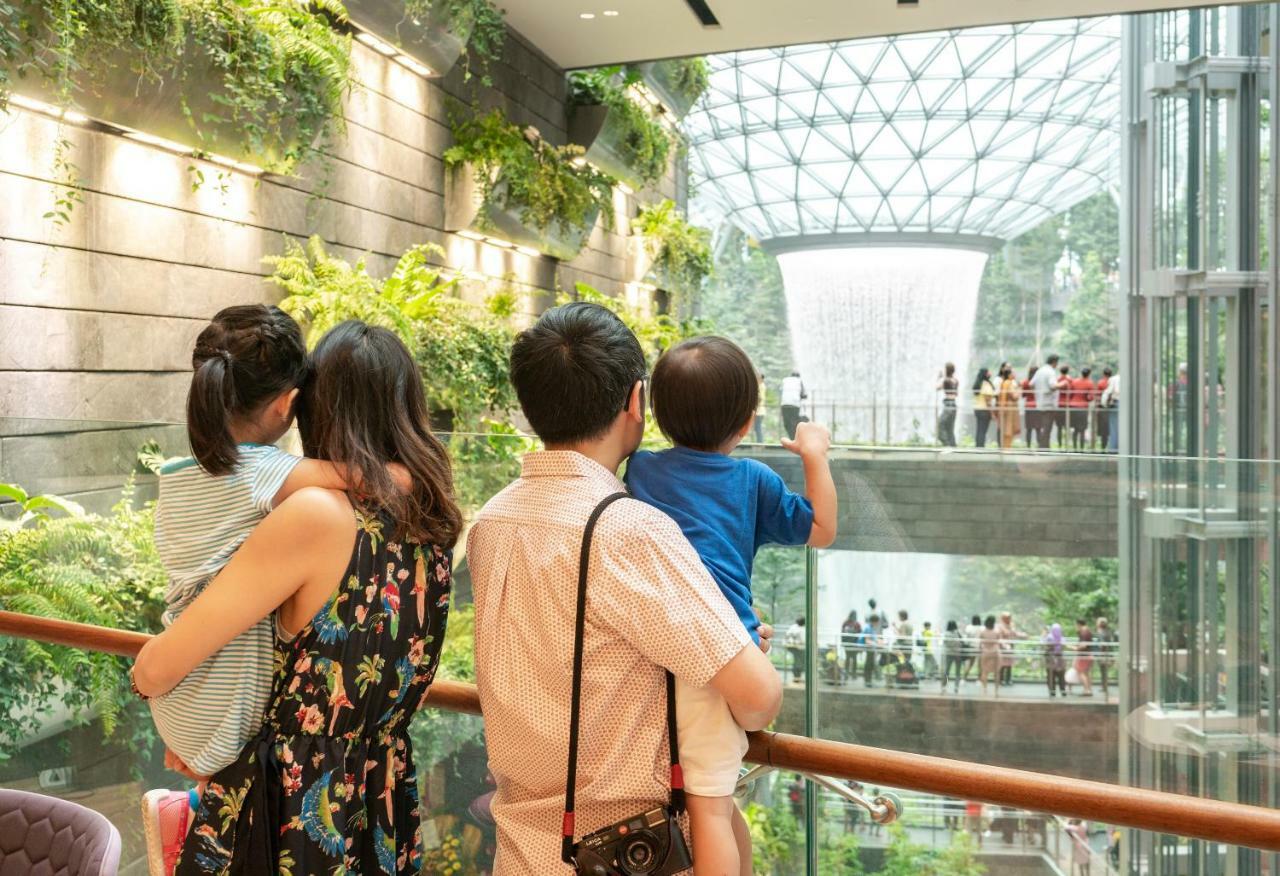 Yotelair Singapore Changi Airport Landside Exterior foto